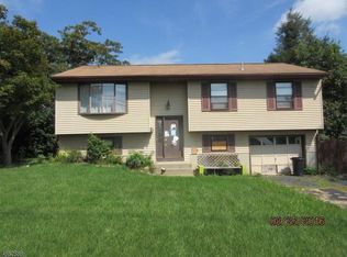 757 Pursel St, Phillipsburg, NJ 08865
