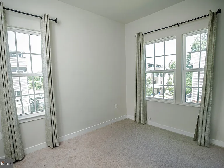 8210 Goldstone Ct — Photo 20