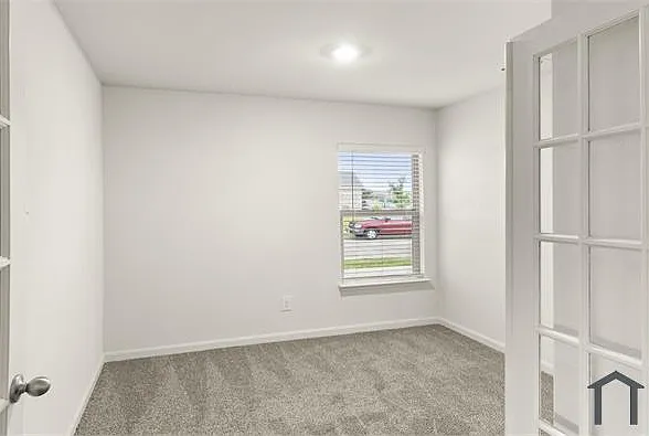 3048 Chico Dr — Photo 3