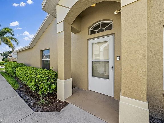 2nd image of 8471 Ibis Cove CIR #M677