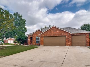 101 Fieldwood Ct, Forney, TX 75126