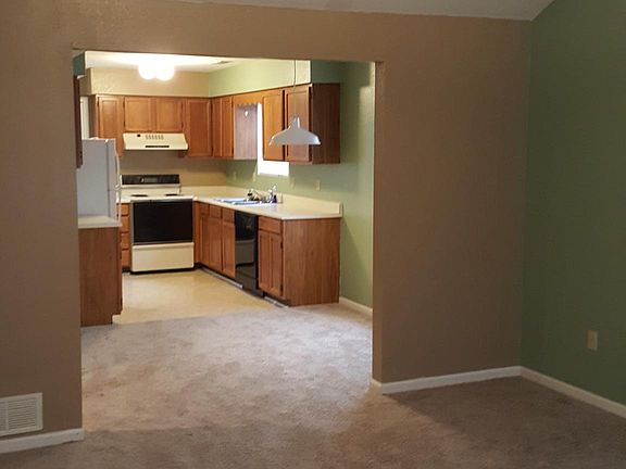 3rd image of 3580 Prescott Dr