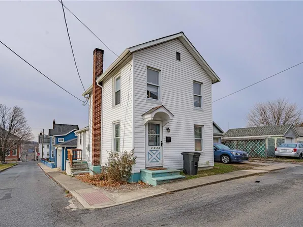 1026 Limestone St, Catasauqua, PA 18032