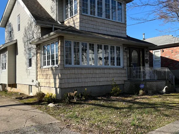441 Flint St, Staten Island, NY 10306