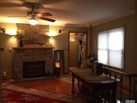 4th image of 27-15 Murray St #1