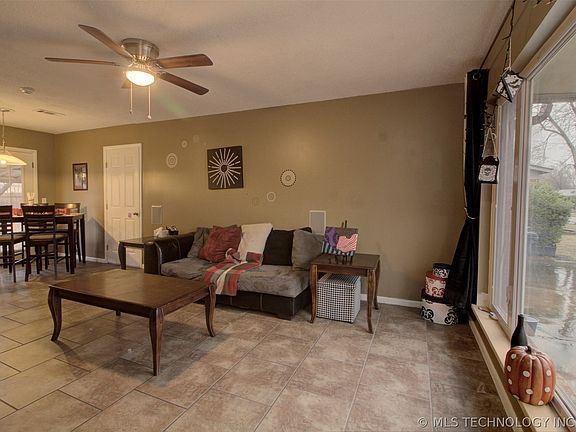 2nd image of 2536 S 126th East Ave