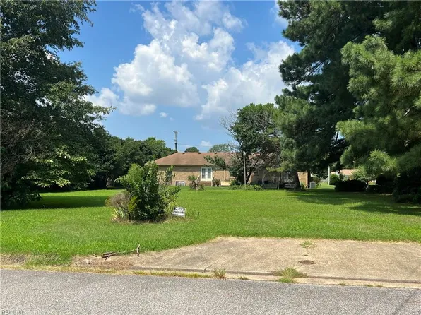 609 Connie Way, Virginia Beach, VA 23462