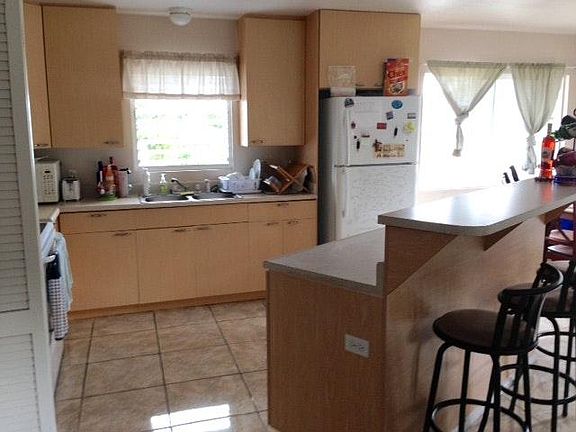 2nd image of 905 Kainui Dr #Up