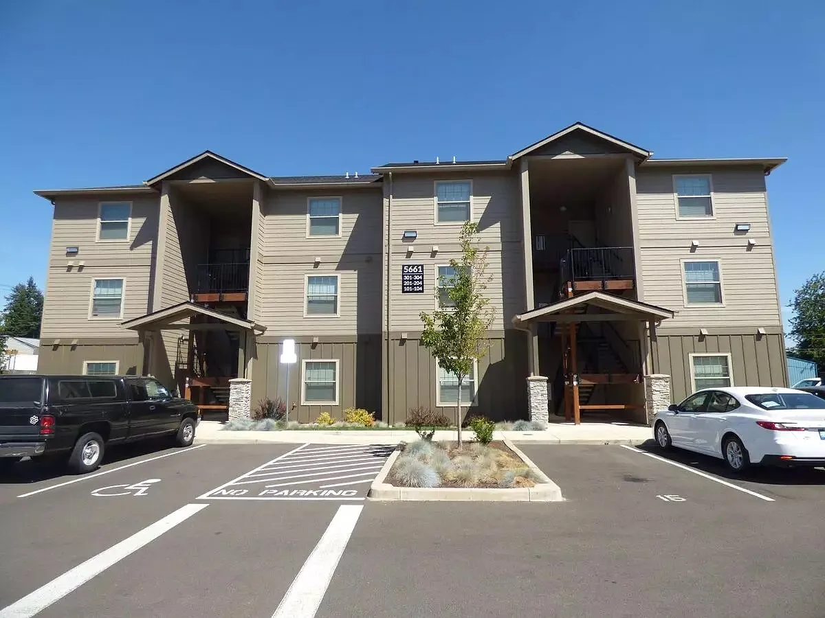 Waln Creek — Photo 2