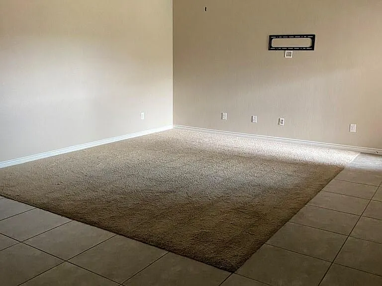 5300 Freedom Ct — Photo 2
