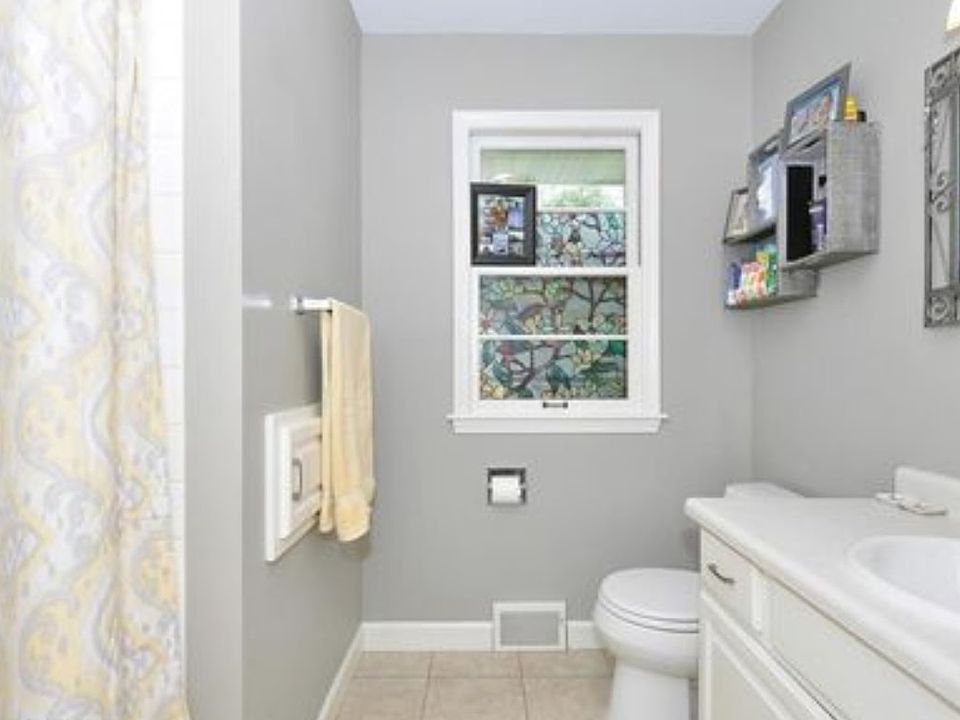 1st image of 2525 Xylon Ave S
