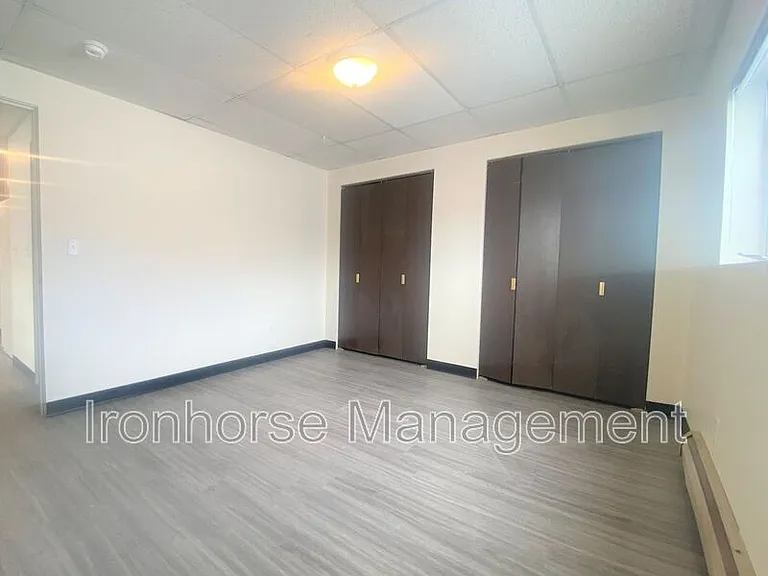 801 W Villard St #29 — Photo 12