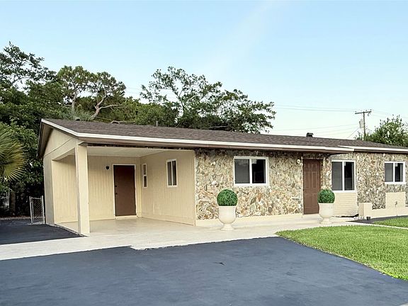 2nd image of 1070 NW 25th Way