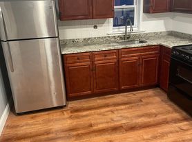 31 Carleton St, Methuen, MA