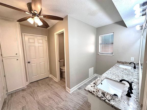 4th image of 25106 Collingtree Dr