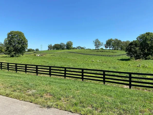 7333 Tates Creek Rd, Lexington, KY 40515