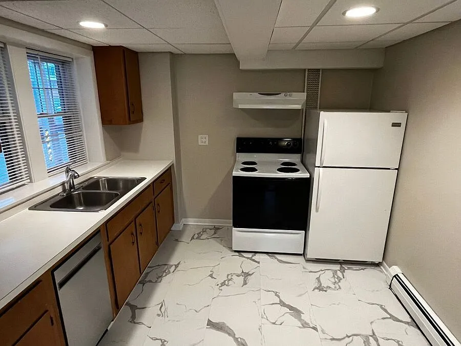 Building Photo - 1108 Curtiss St #G1