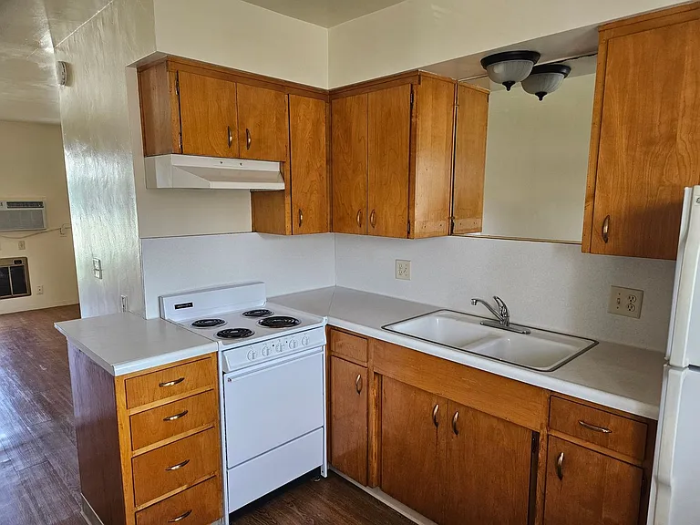1647 W School Ave #1639-L — Photo 14