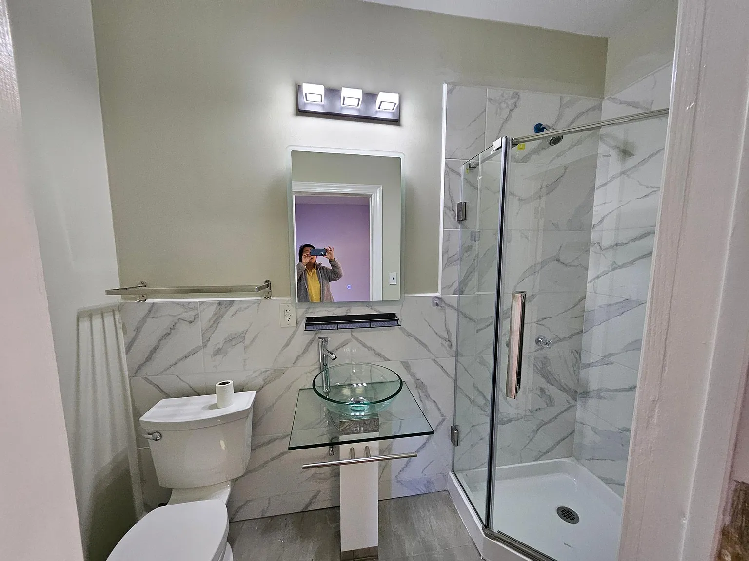 404 La France Ave — Photo 3