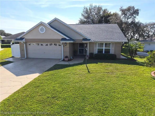 21 Chestnut Trl, Lake Placid, FL 33852
