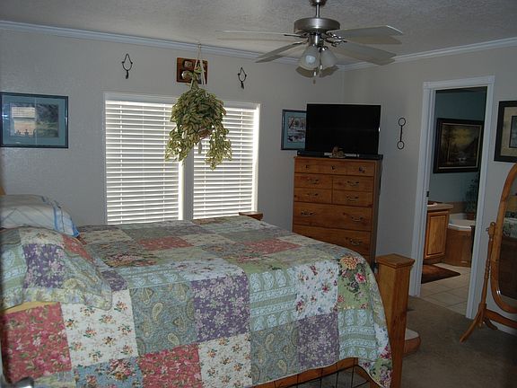 5th image of 1003 County Road 300b Unit B