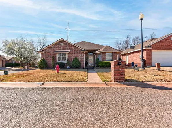 428 McDonald Dr, Edmond, OK 73034
