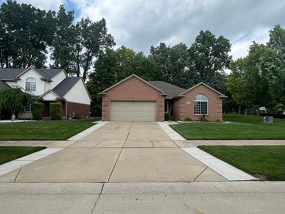 2nd image of 13585 Trotters Ln