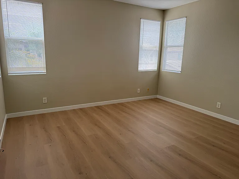 39561 Tischa Dr — Photo 14