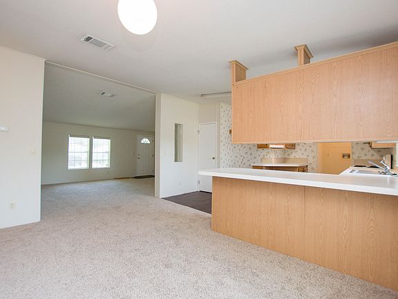 5th image of 722 Unabelle Ave