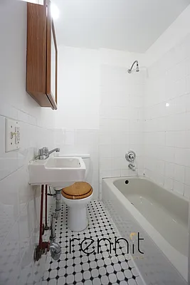 Rented by Rennit Inc. | media 9