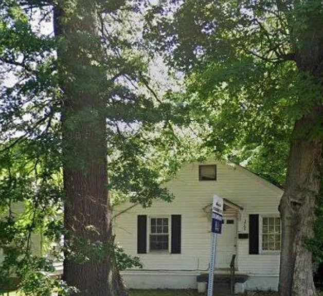 3765 Powell Ave — Photo 7