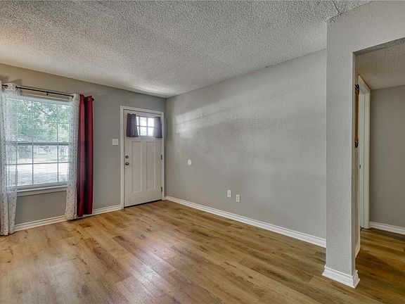 3rd image of 1705 Welsh Ave