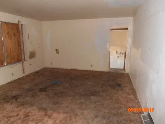 5th image of 6814 W Copper Hill Dr