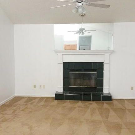 5th image of 543 Charles Pinckney St