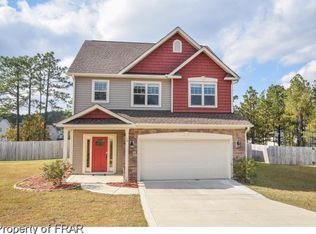 19 Heatherwood Dr, Lillington, NC 27546