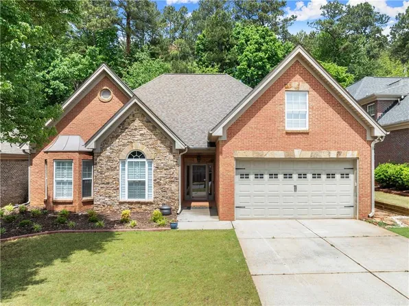 2110 Retreat Haven Ln, Dacula, GA 30019