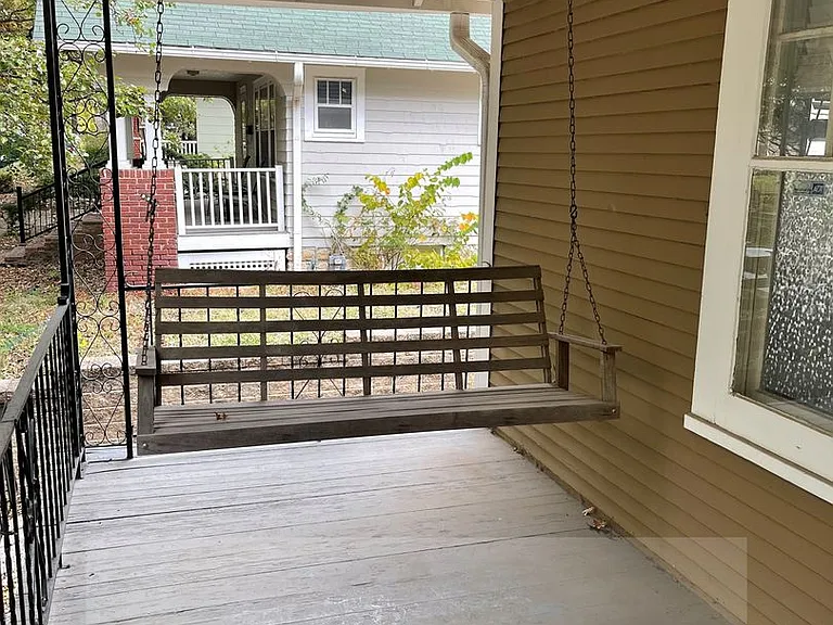 4545 Fairmount Ave — Photo 4