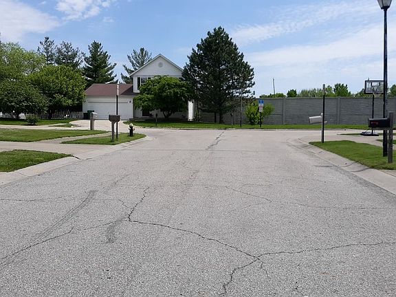 5th image of 2532 Bridlewood Ct