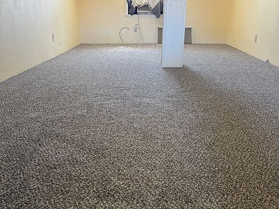3rd image of 1028 Charles St
