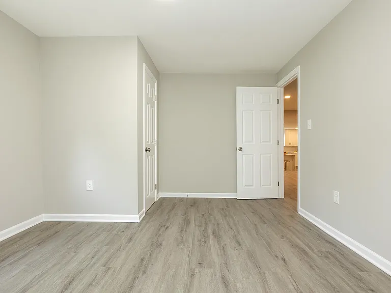 9520 48th Ave — Photo 28