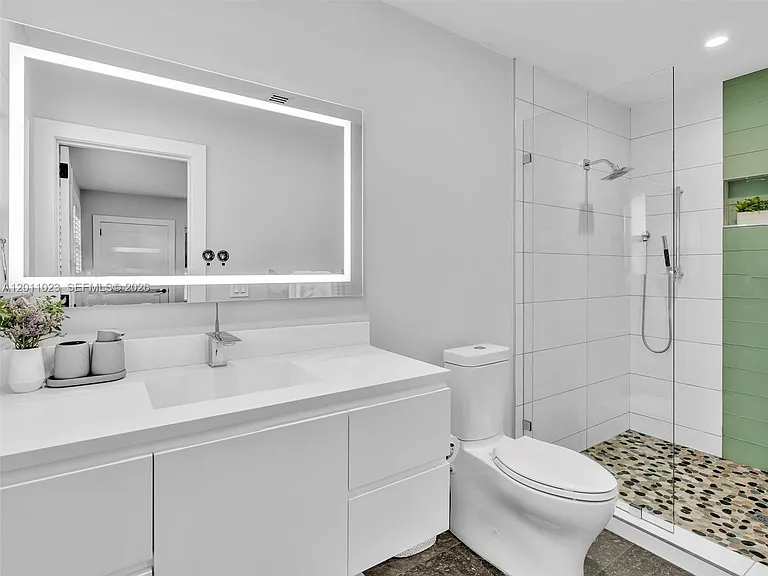 840 S Southlake Dr — Photo 83
