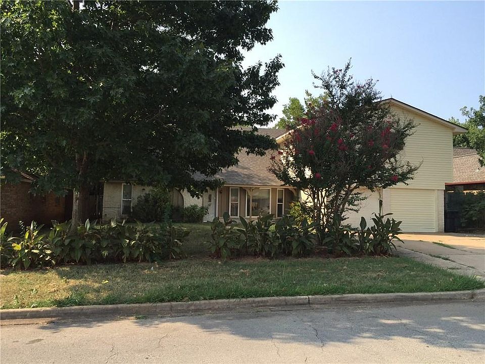 2nd image of 2408 NW 112th St