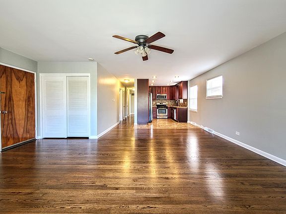 3rd image of 9121 Skokie Blvd #3