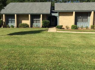 6508 Barber Dr, Pineville, LA 71360
