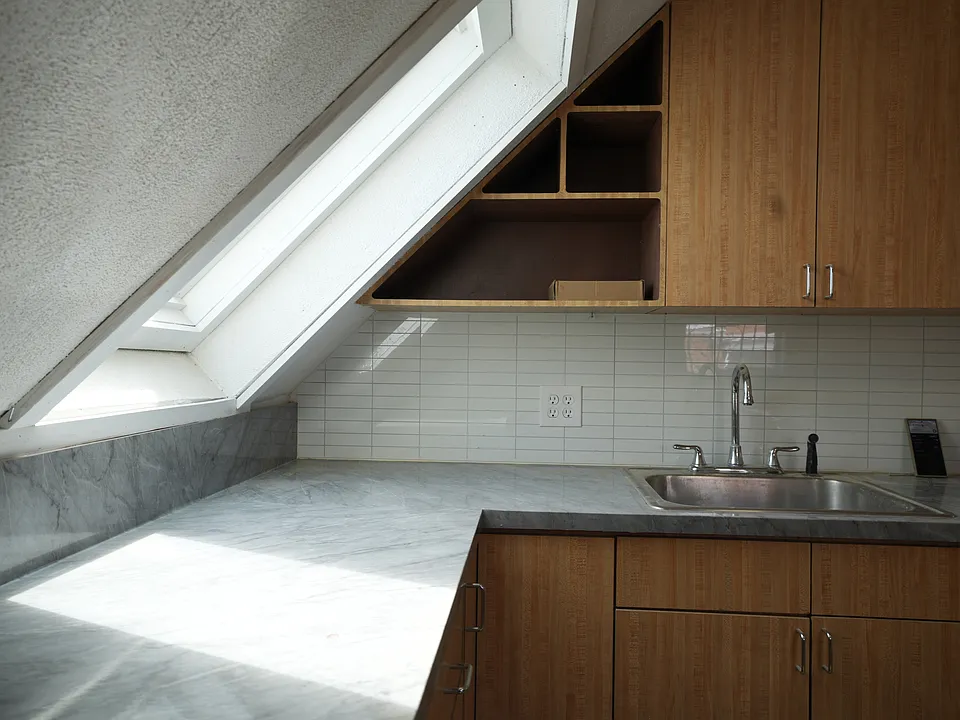 25 Temple St #5