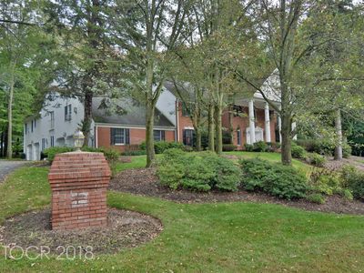 34 Clearwater Dr, Ho Ho Kus, NJ, 07423