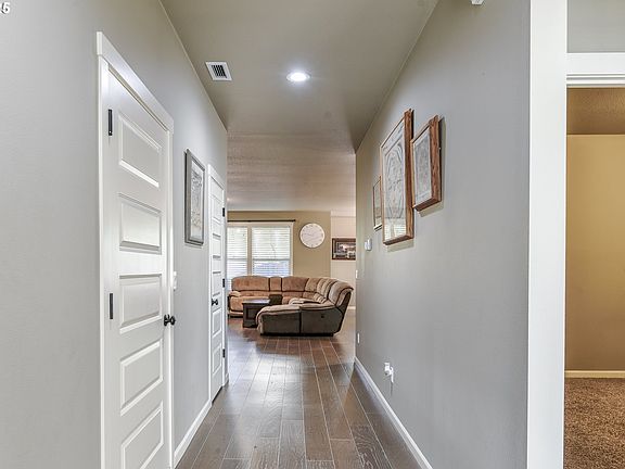 4th image of 9716 NE 104th Way