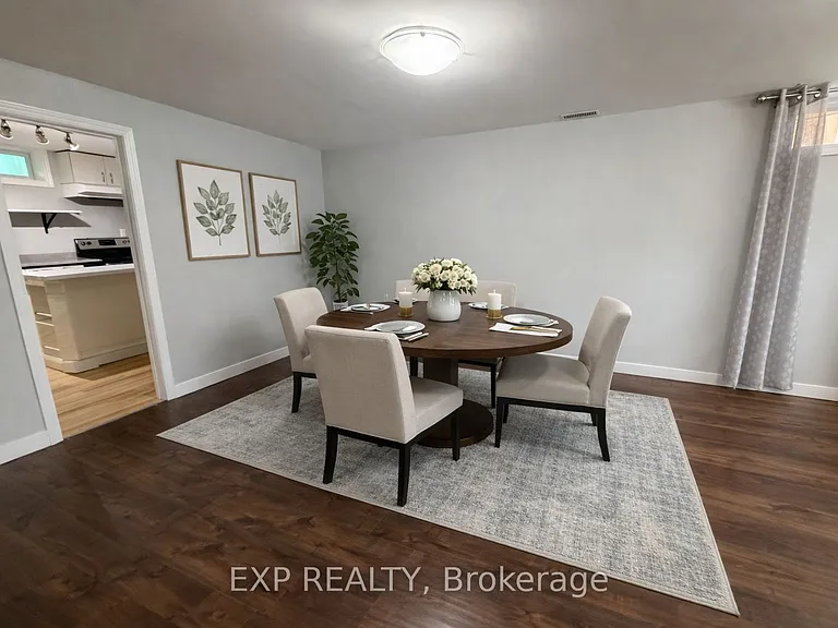73 Roxborough Rd #LOWER — Photo 10