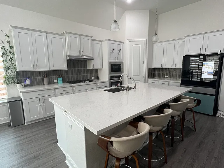 1937 Mariann Dr — Photo 10
