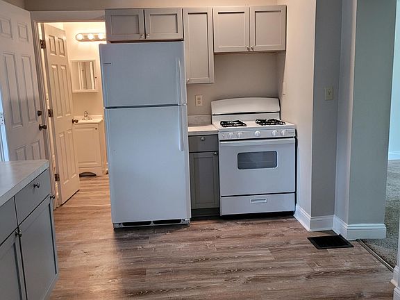 2nd image of 12915 Plover St